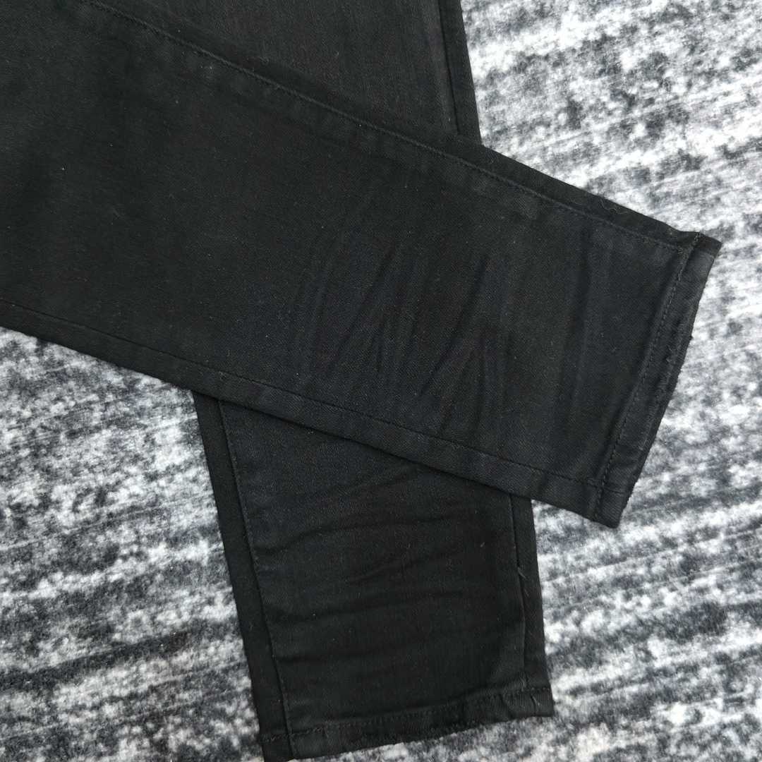Amiri Slim Fit Jeans    692 - FashionPlug