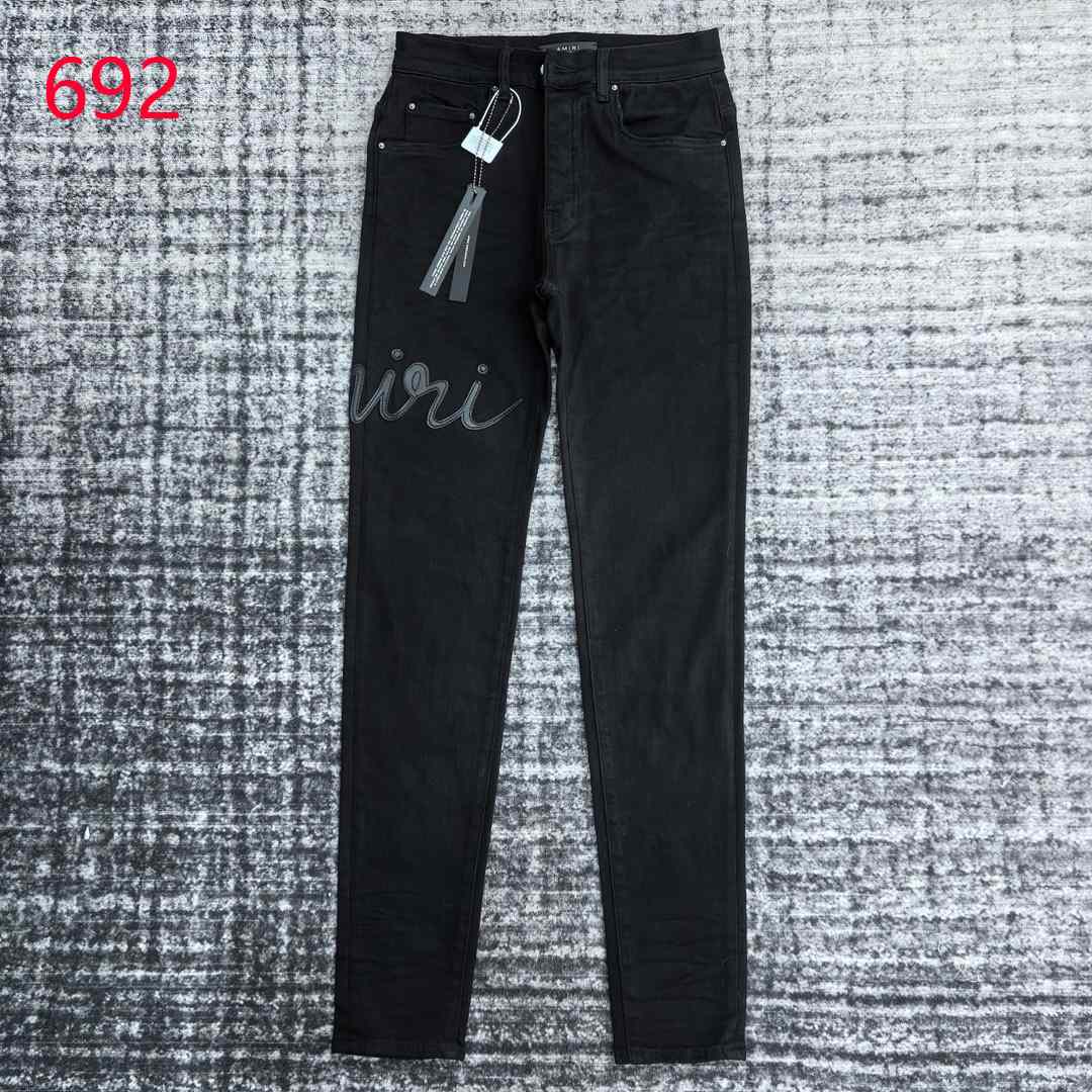Amiri Slim Fit Jeans    692 - FashionPlug