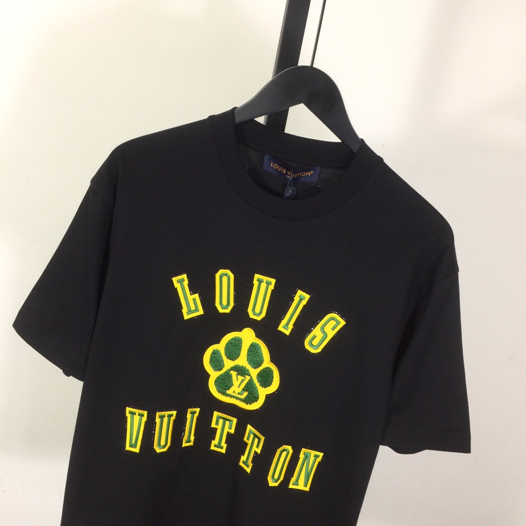 Louis Vuitton Embellished Short-Sleeved Cotton Crewneck - FashionPlug
