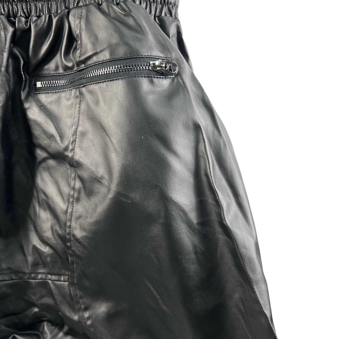 Vujade Brushed Wax Black Coating Corts Cargo Shorts - FashionPlug