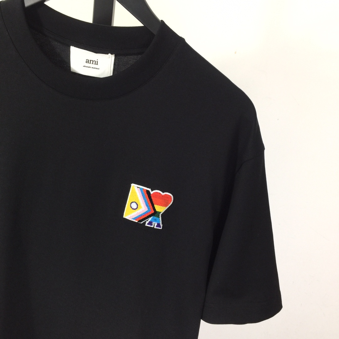Amiri Logo T-Shirt  - FashionPlug