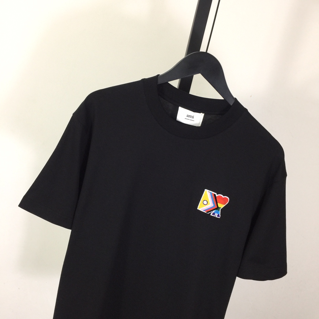 Amiri Logo T-Shirt  - FashionPlug