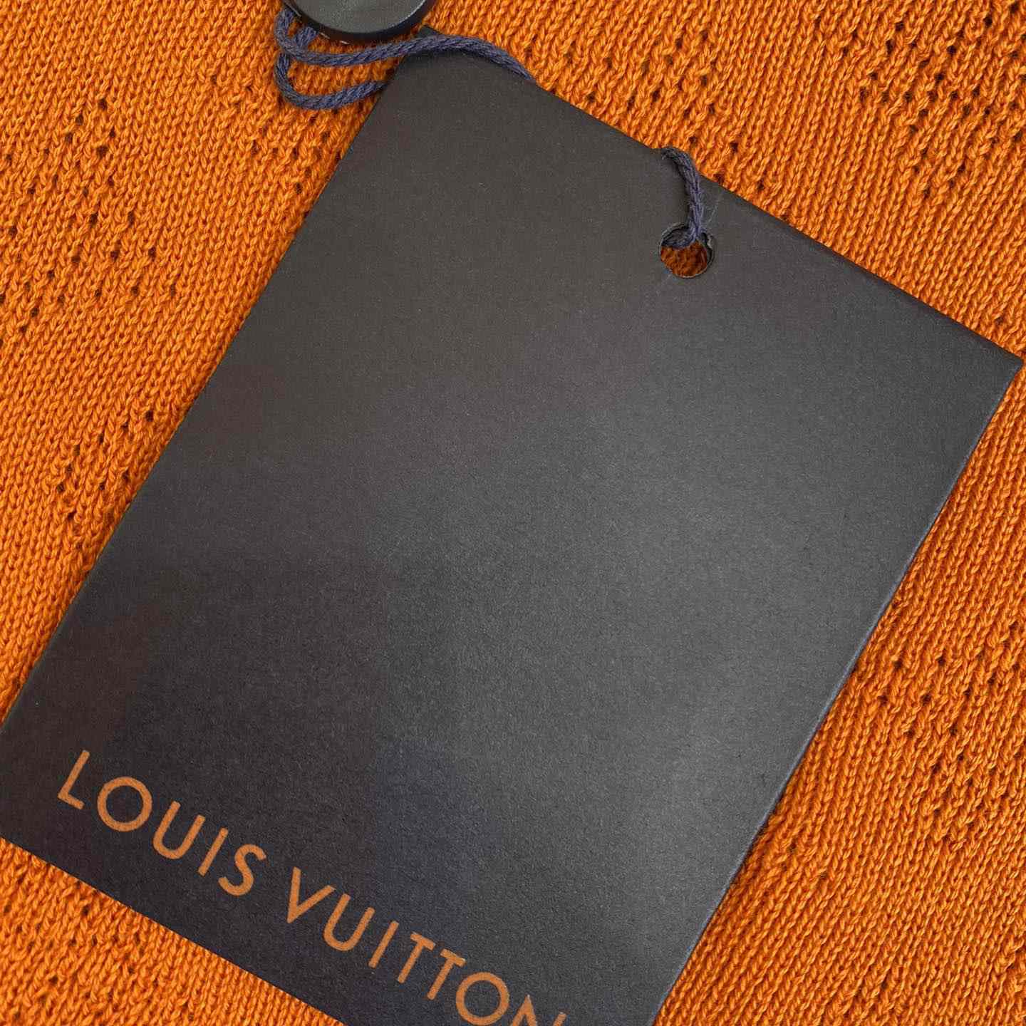 Louis Vuitton Monogram Pointelle Short-Sleeved Cotton Shirt   1AFQSY - FashionPlug