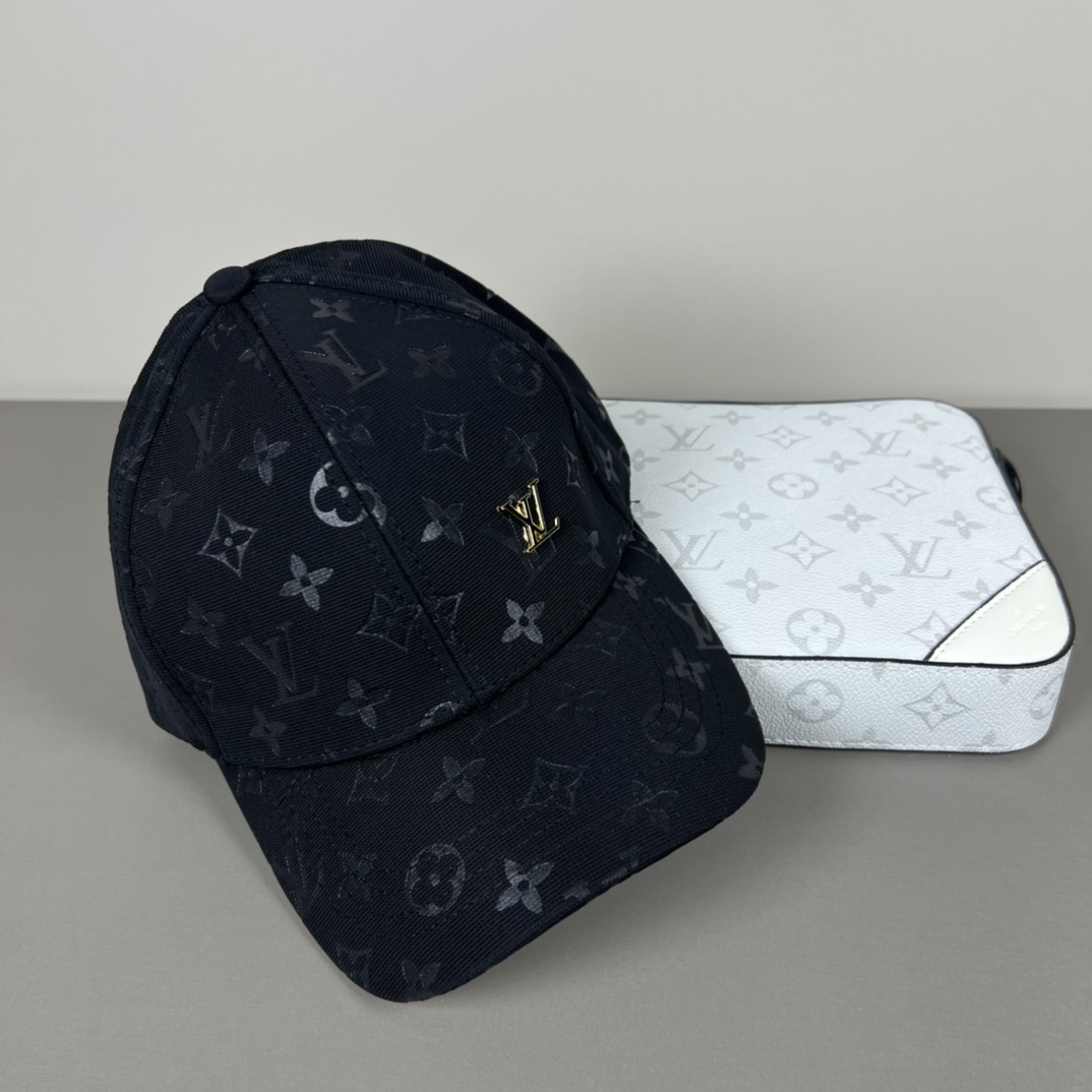 Louis Vuitton Monogram Cap - FashionPlug