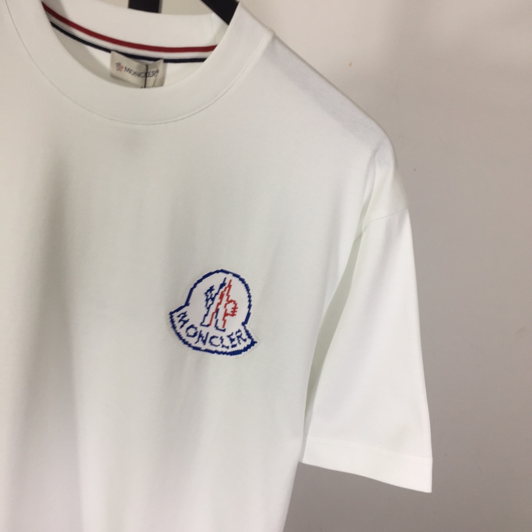 Moncler Logo Cotton T-shirt - FashionPlug