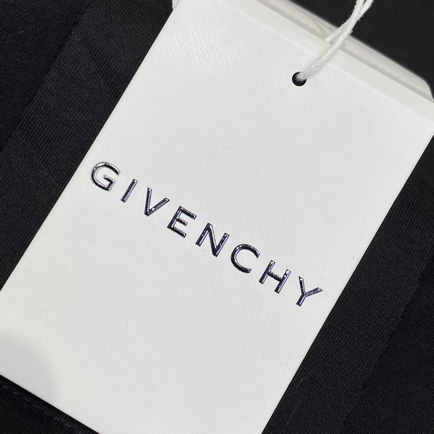 Givenchy Maison GIVENCHY T-shirt In Cotton - FashionPlug
