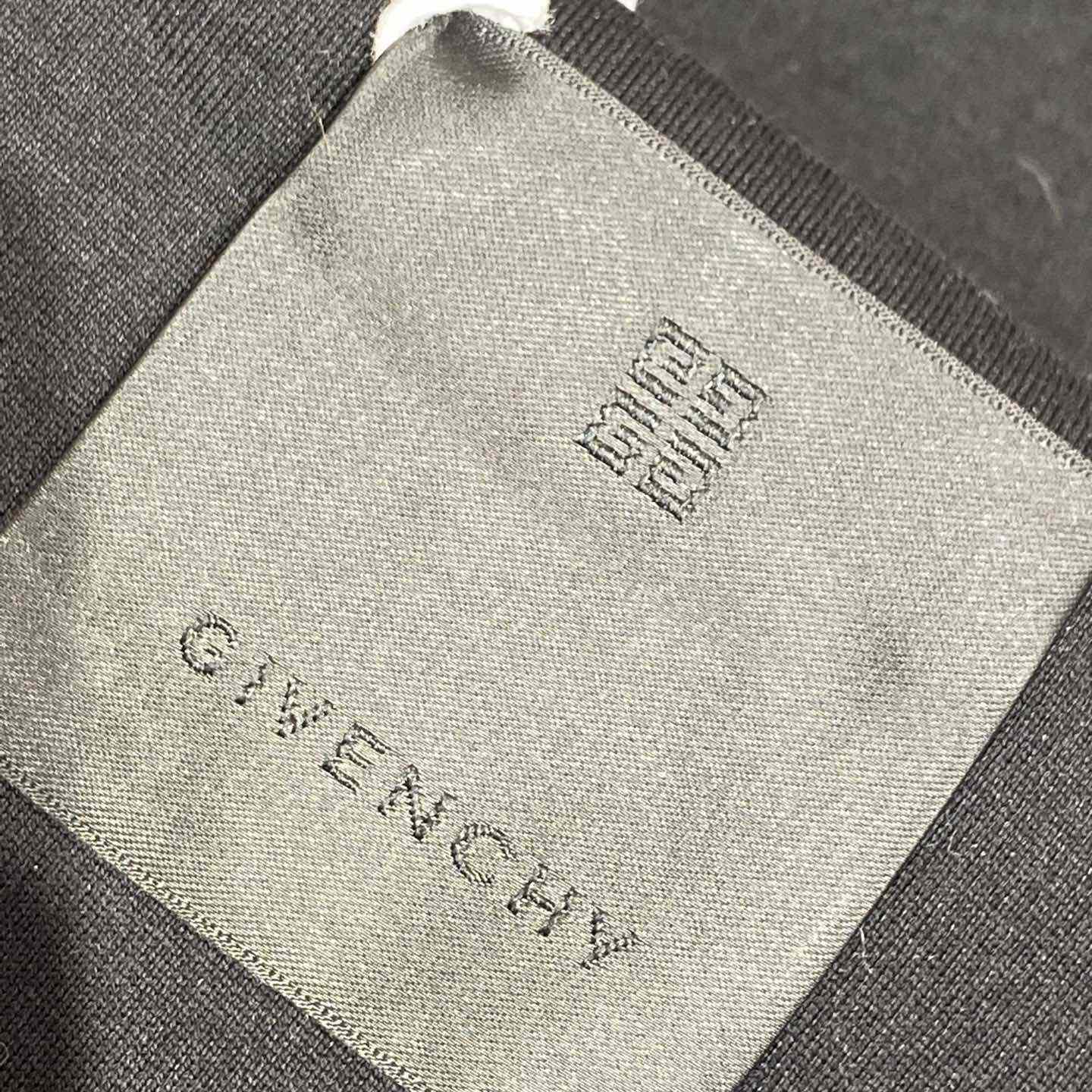 Givenchy Maison GIVENCHY T-shirt In Cotton - FashionPlug