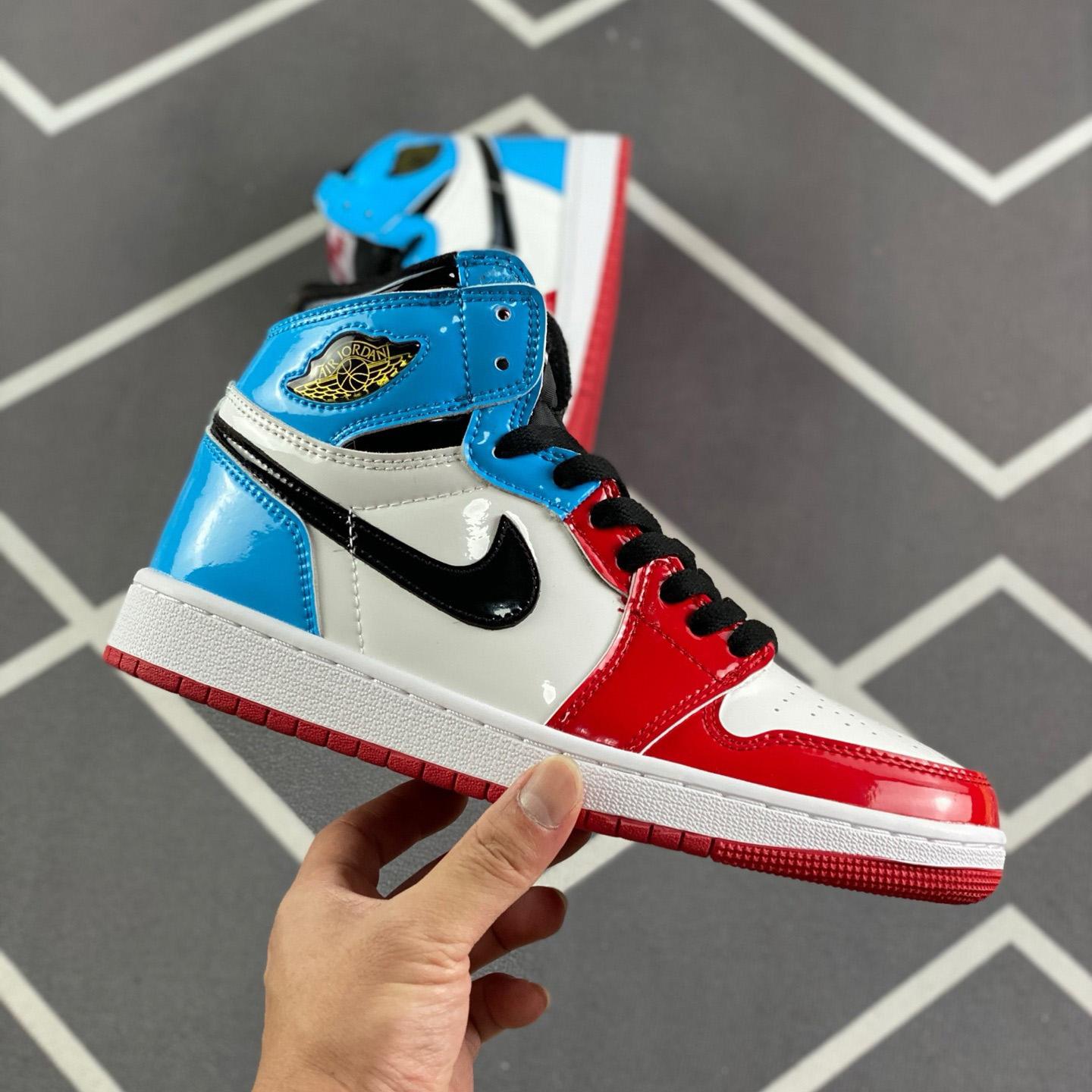 Air Jordan 1 High OG "StageHaze" Sneaker   555088-108  - FashionPlug