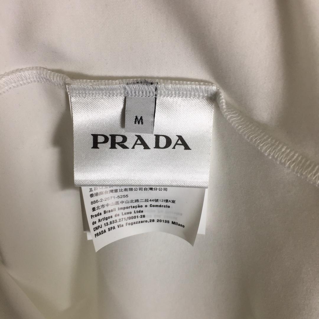 Prada Logo T-Shirt - FashionPlug