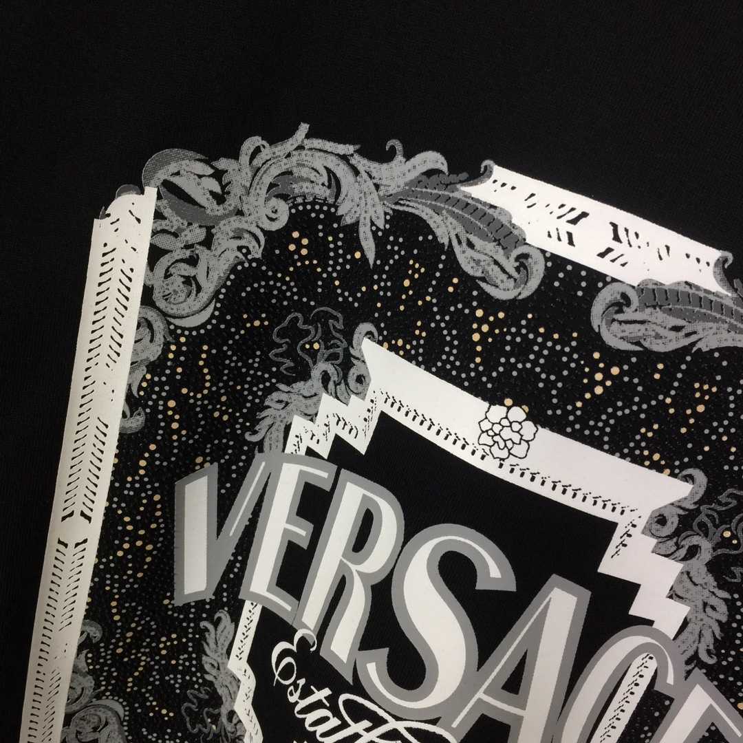 Versace Cotton T-shirt - FashionPlug