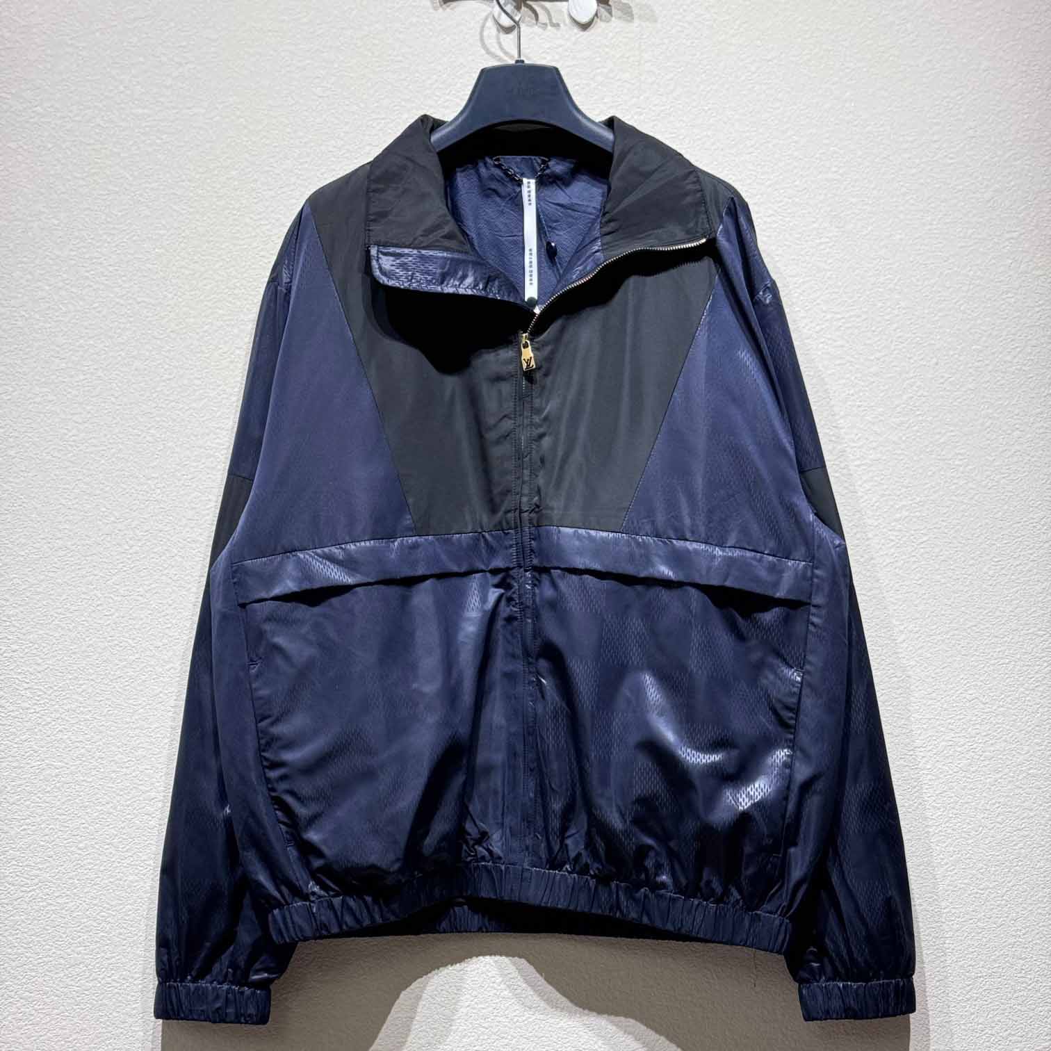 Louis Vuitton Nylon Travel Tracksuit Top  1AGISY - FashionPlug