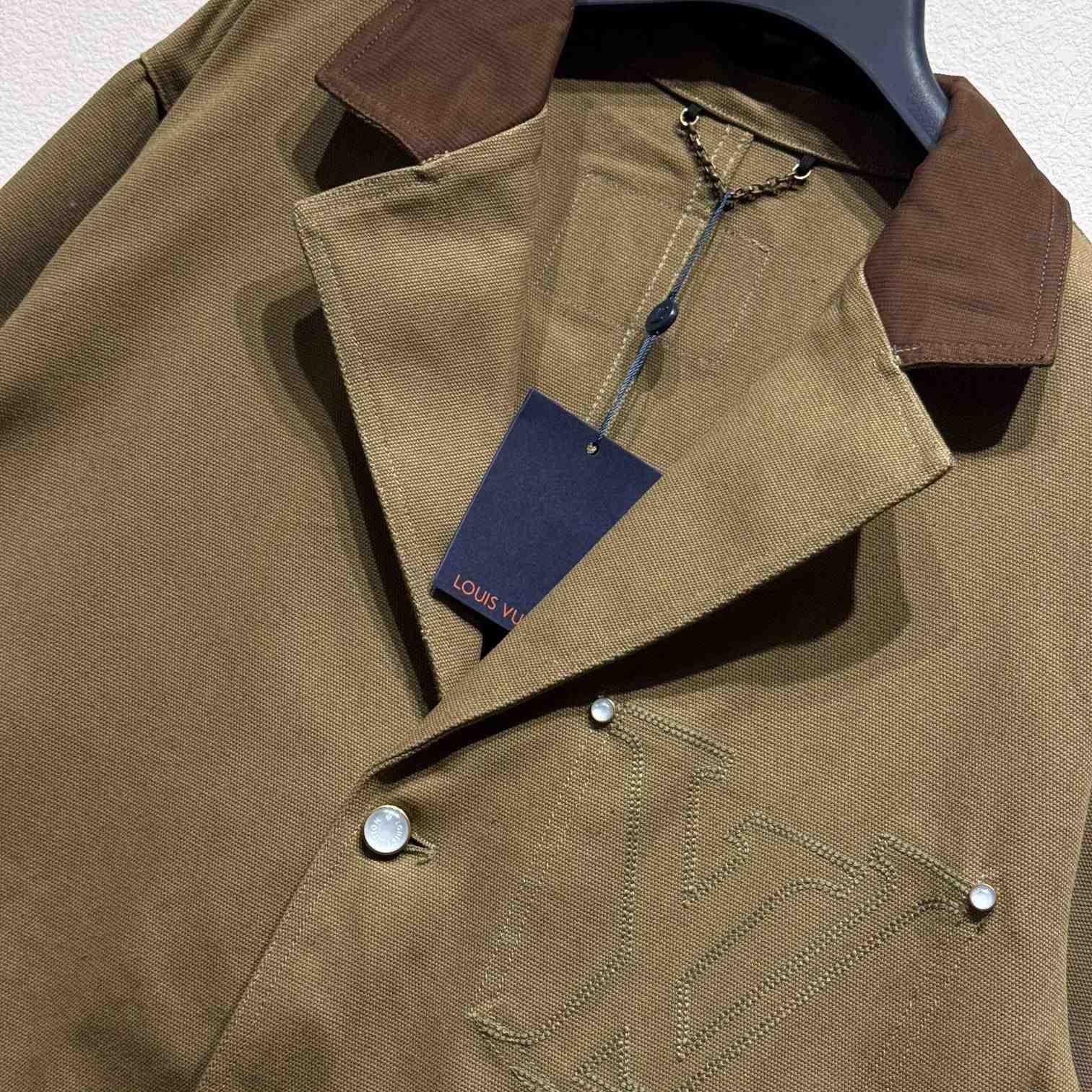 Louis Vuitton Tailored Workwear Cotton Canvas Jacket   1AGJ70 - FashionPlug