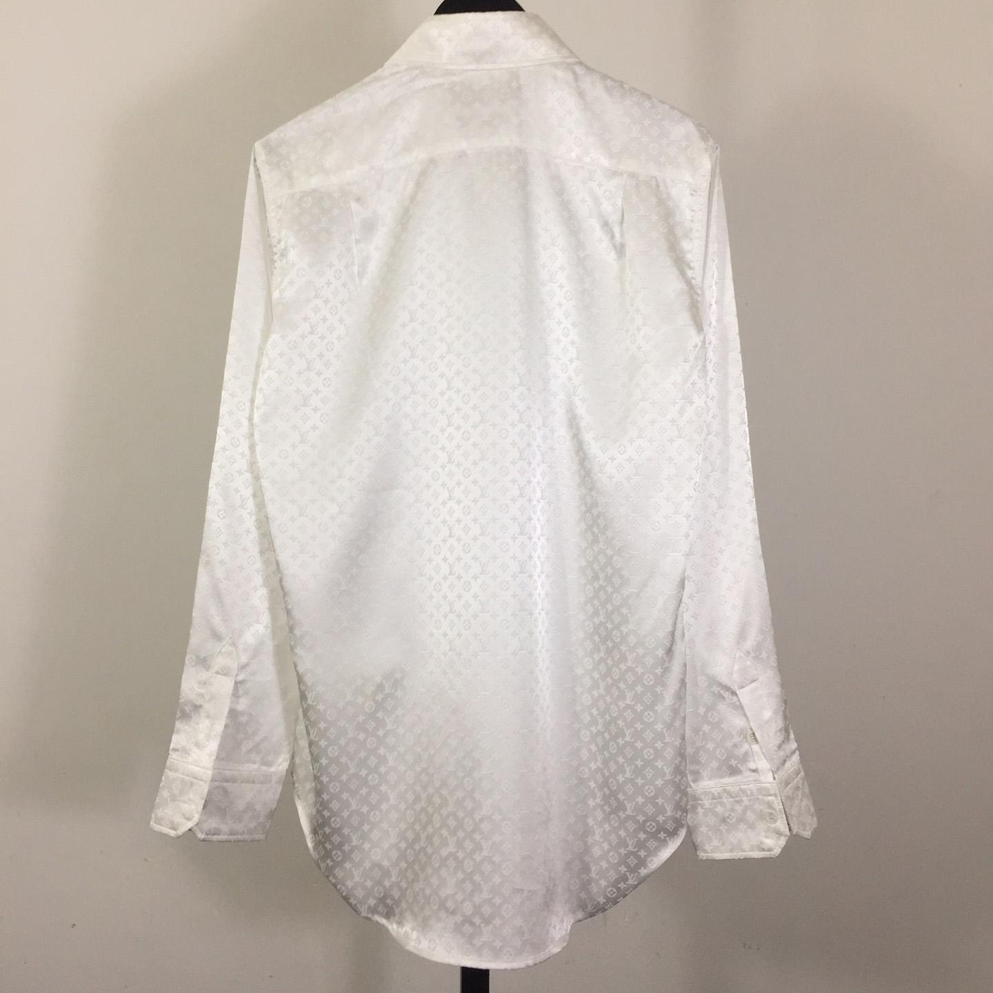 Louis Vuitton Monogram Long-Sleeved Silk Shirt   1AFJUE - FashionPlug