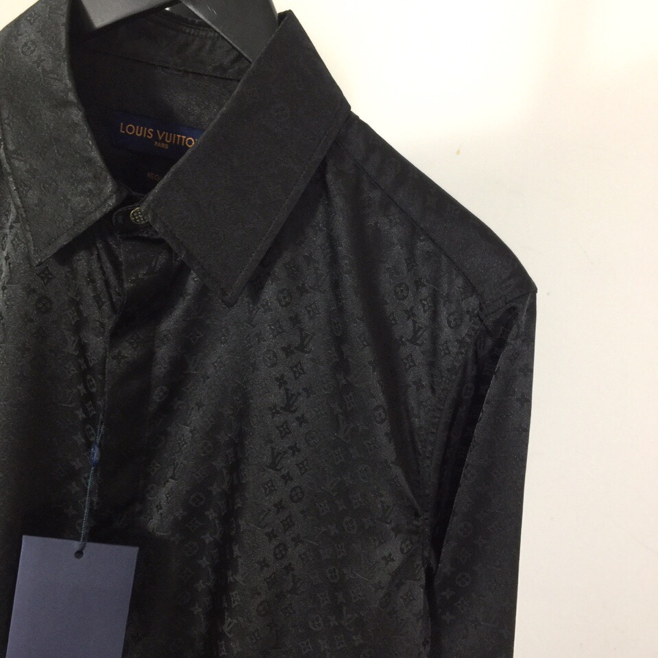 Louis Vuitton Monogram Long-Sleeved Silk Shirt   1AFWGJ - FashionPlug