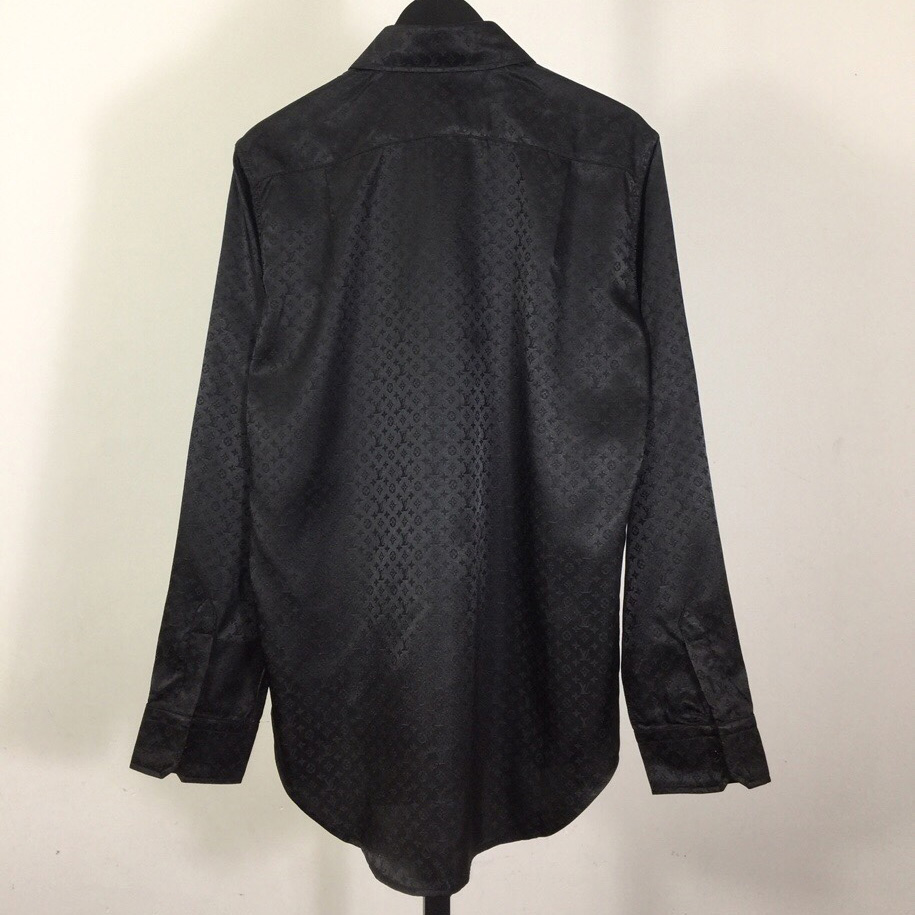 Louis Vuitton Monogram Long-Sleeved Silk Shirt   1AFWGJ - FashionPlug