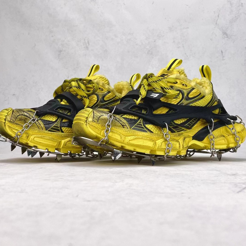 Balenciaga 3XL Ski Sneaker In Yellow And Black Mesh And Polyurethane - FashionPlug