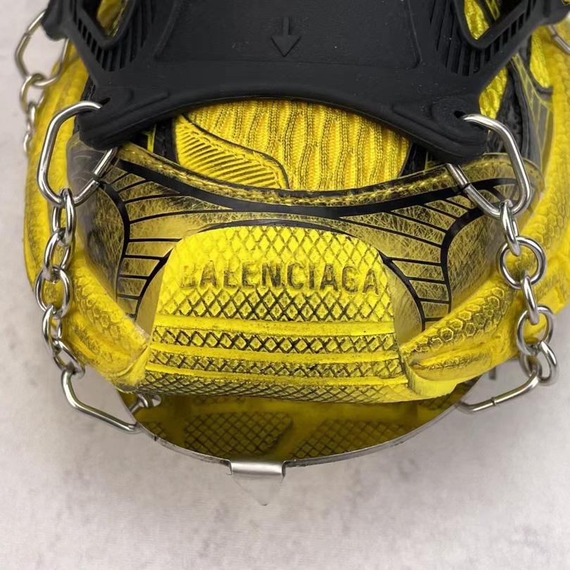 Balenciaga 3XL Ski Sneaker In Yellow And Black Mesh And Polyurethane - FashionPlug