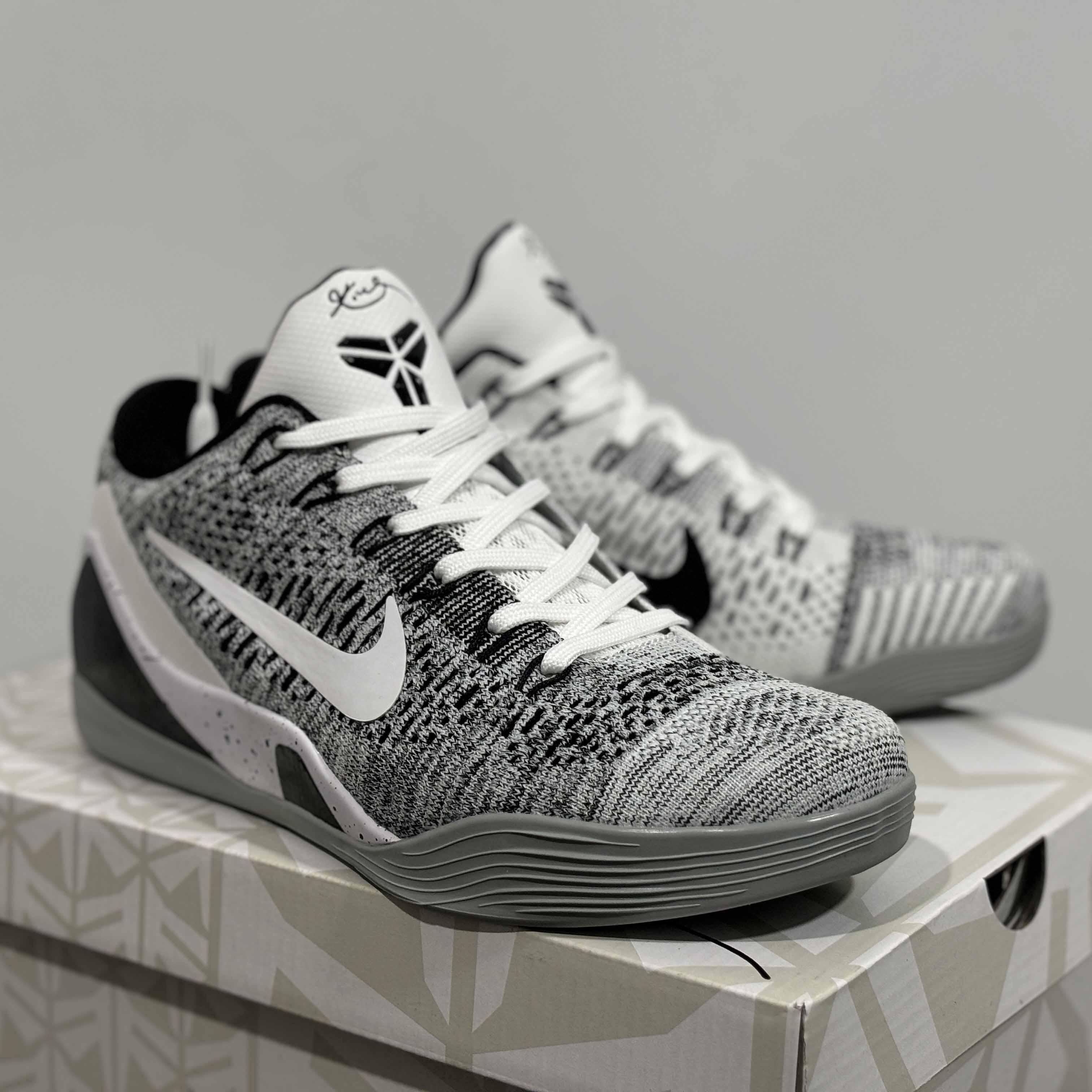 Nike Kobe 9 Elite Low Beethoven Sneakers    639045-101 - FashionPlug
