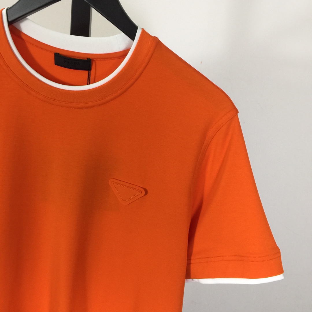 Prada Logo T-Shirt - FashionPlug