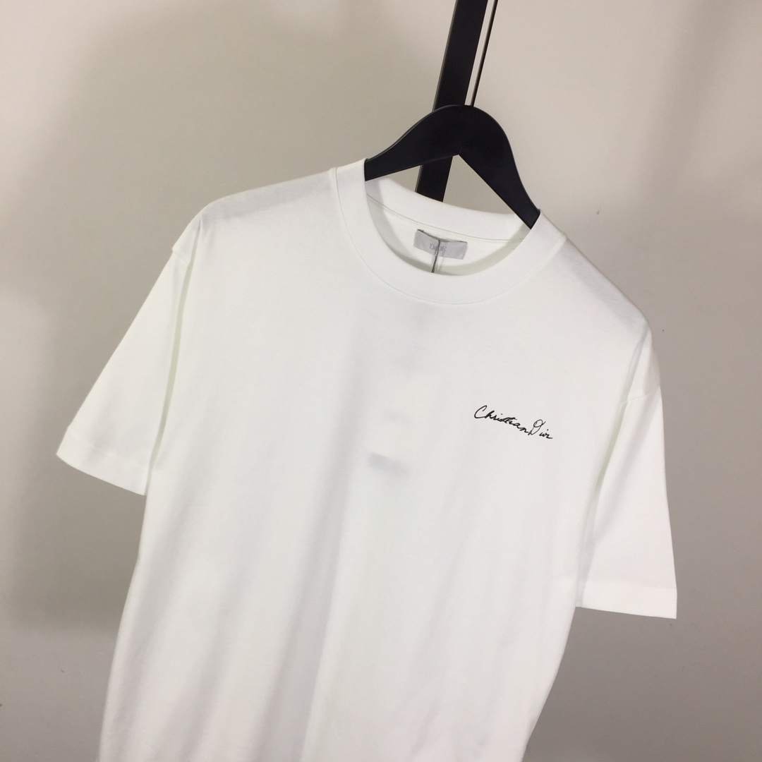 Dior Logo T-Shirt  - FashionPlug