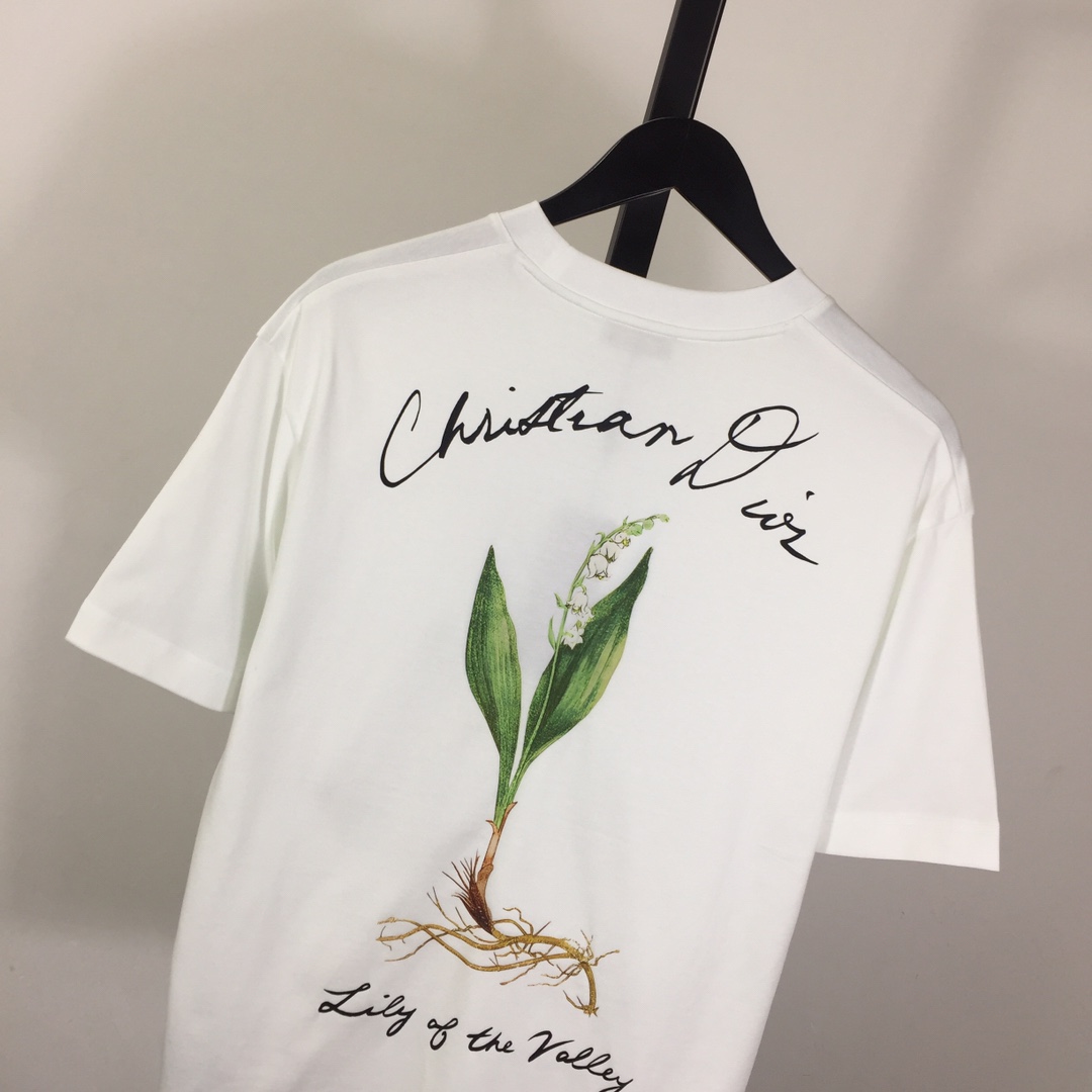 Dior Logo T-Shirt  - FashionPlug