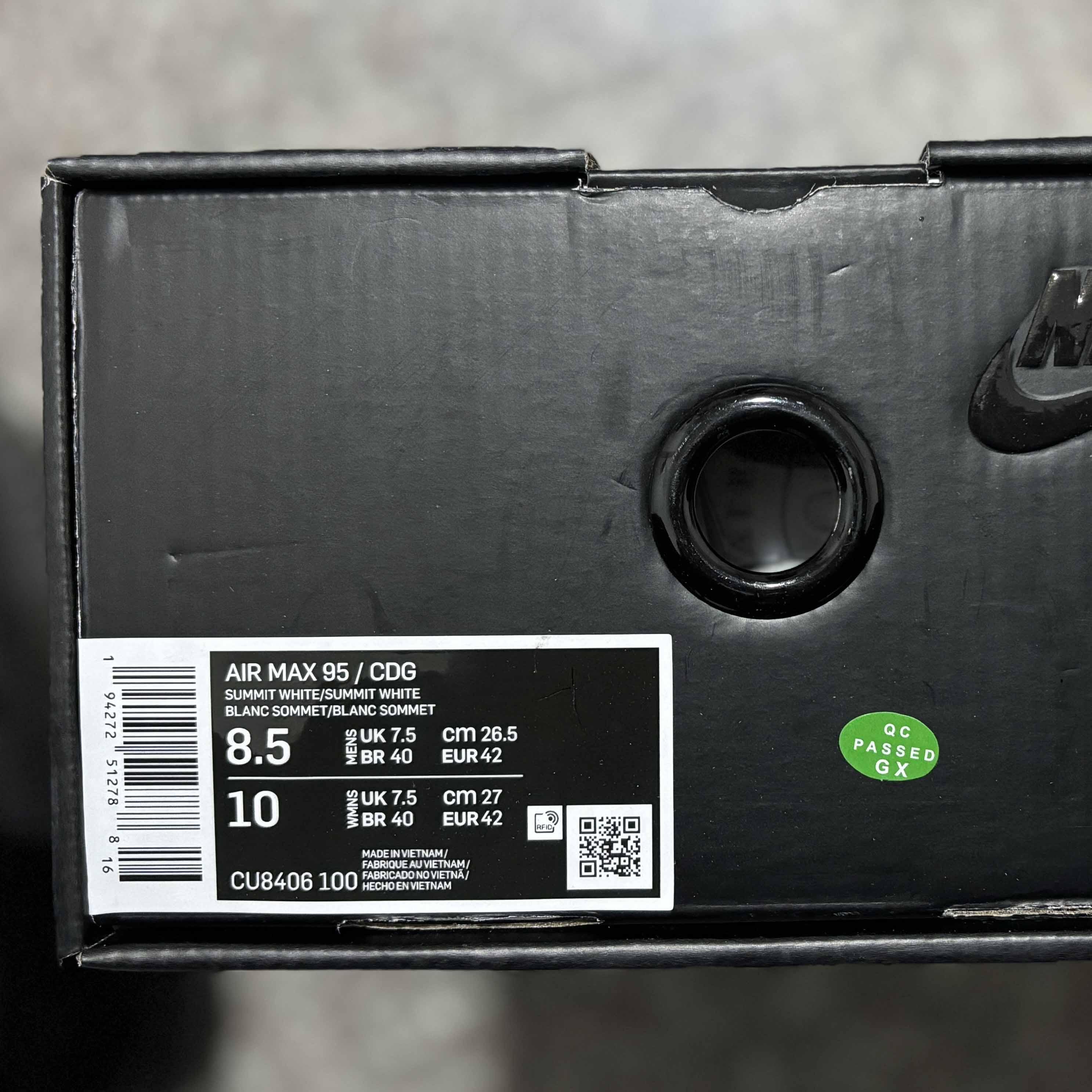 CDG X Nike Air Max 95 OG Sneaker    CU8406-100 - FashionPlug