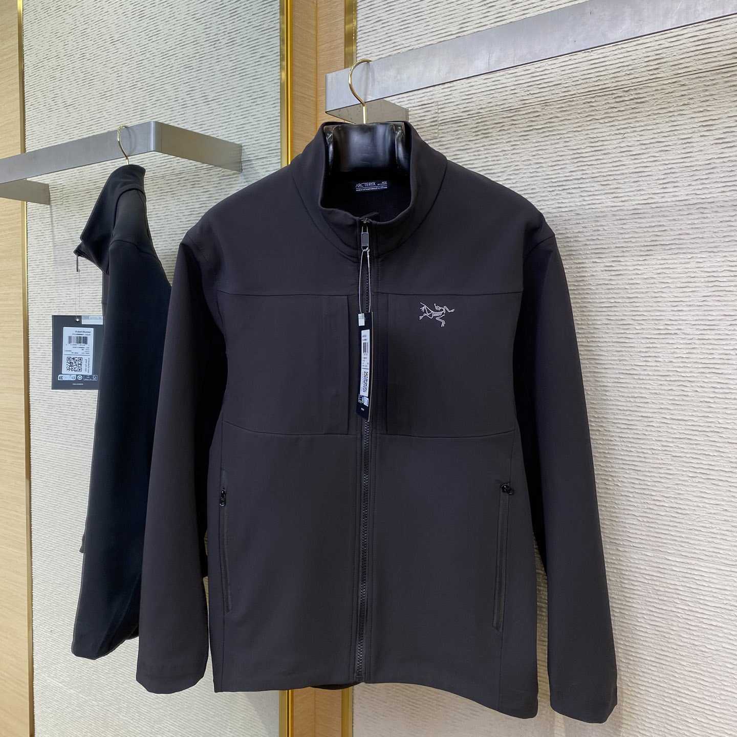 Arc'teryx Jacket - FashionPlug