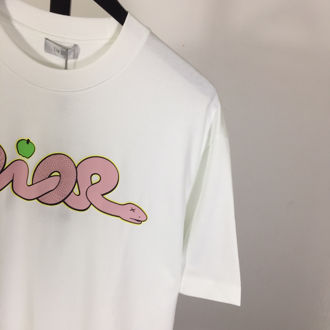 Dior Logo T-Shirt  - FashionPlug