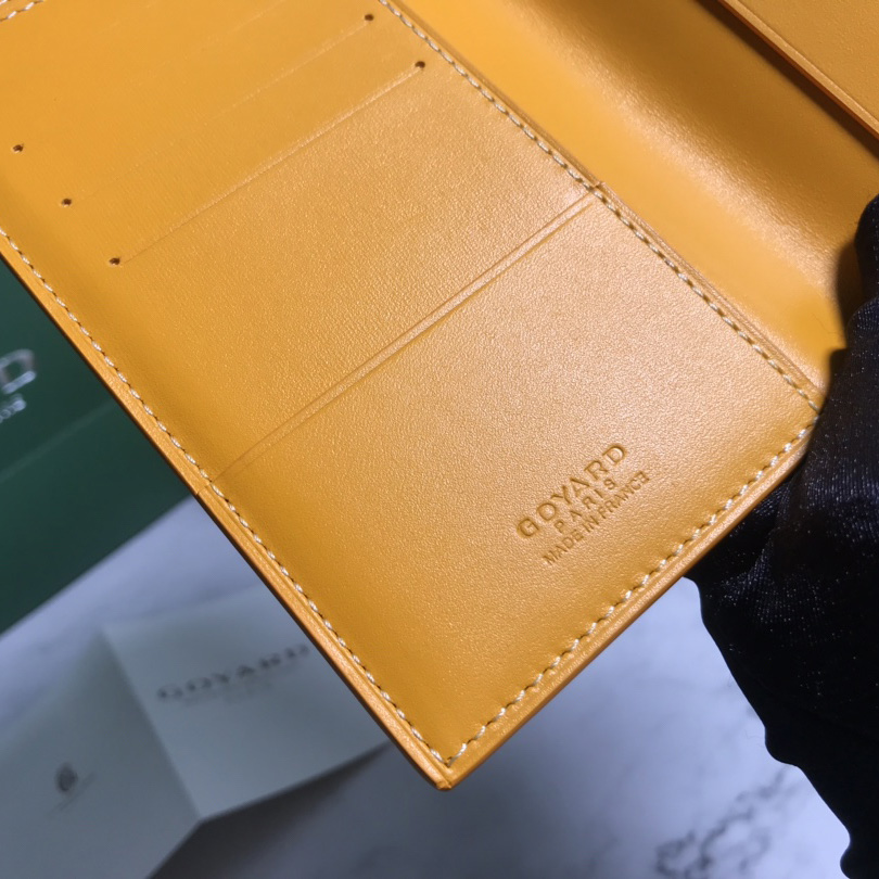 Goyard Grenelle Passport Cover - FashionPlug