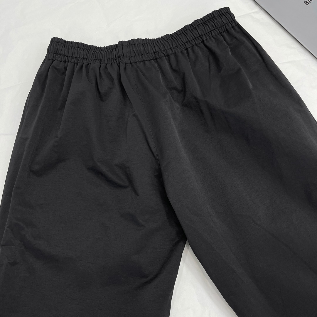 Balenciaga Tracksuit Pants  - FashionPlug