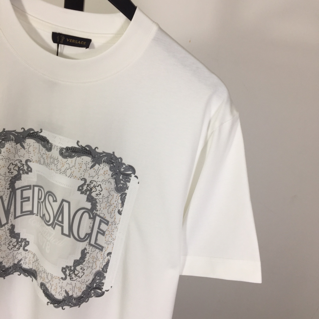 Versace Cotton T-shirt - FashionPlug