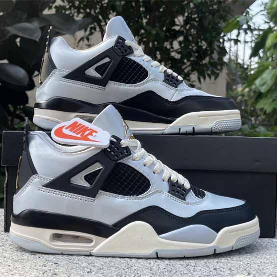 Jordan Air jordan 4 GS“Pure Platinum” Sneakers      FZ8585-070  - FashionPlug