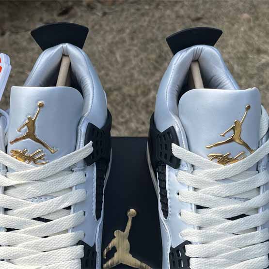 Jordan Air jordan 4 GS“Pure Platinum” Sneakers      FZ8585-070  - FashionPlug