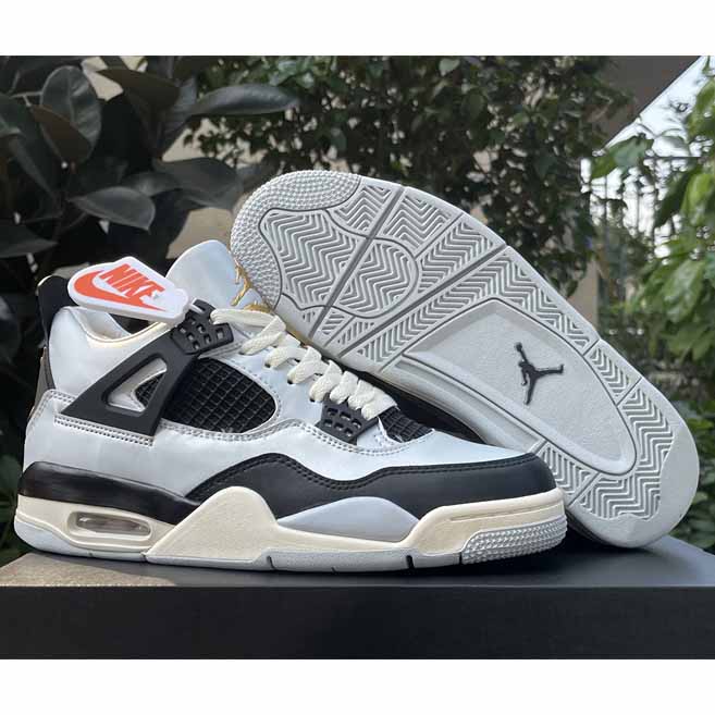 Jordan Air jordan 4 GS“Pure Platinum” Sneakers      FZ8585-070  - FashionPlug
