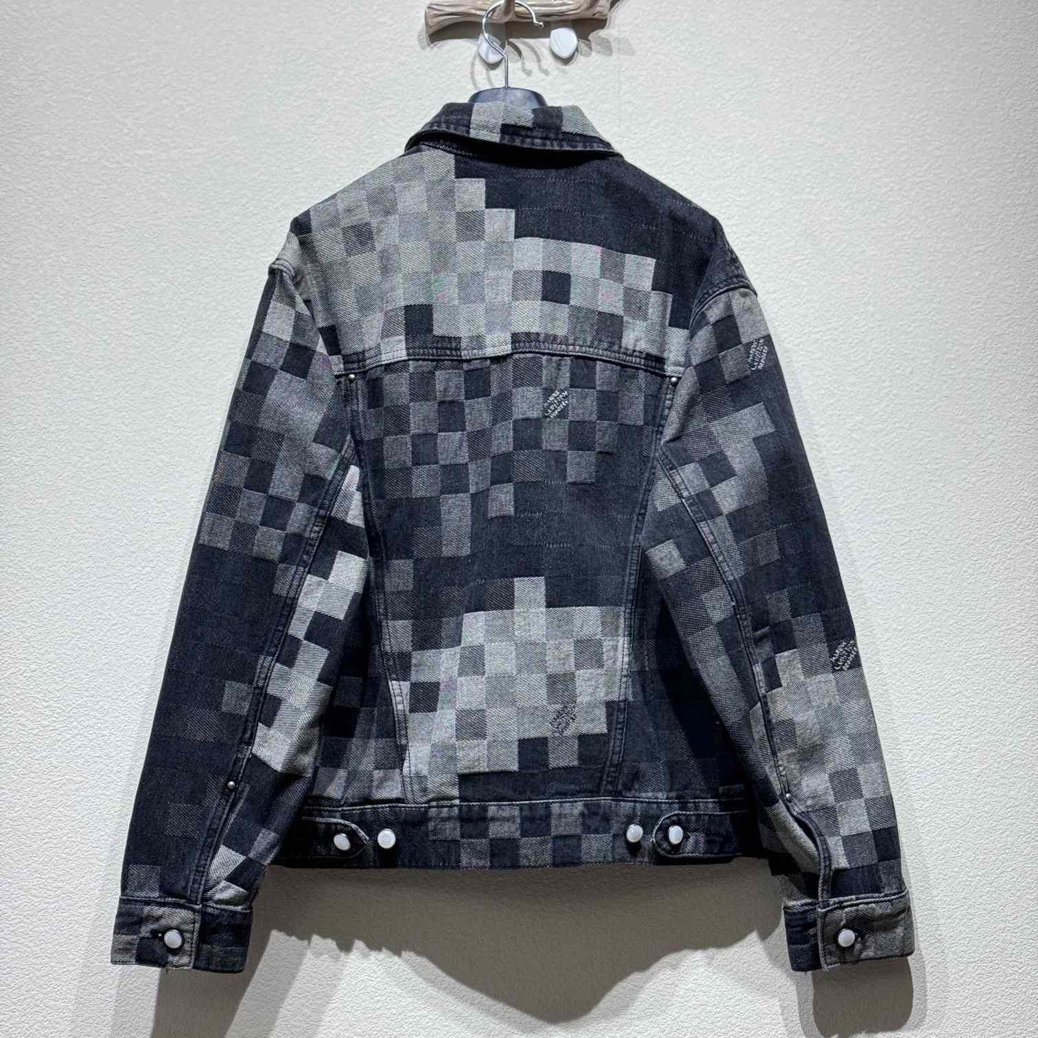Louis Vuitton Damoflage Classic Denim Jacket  1AHEBJ - FashionPlug
