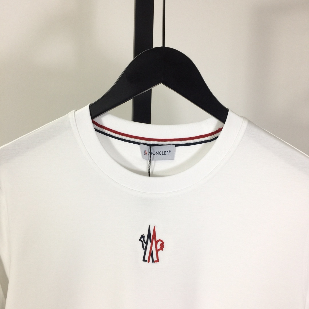 Moncler Logo Cotton T-shirt - FashionPlug