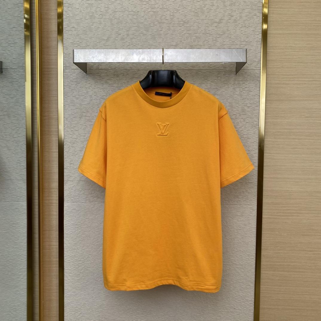 Louis Vuitton Embossed LV T-Shirt  1AGIIO - FashionPlug
