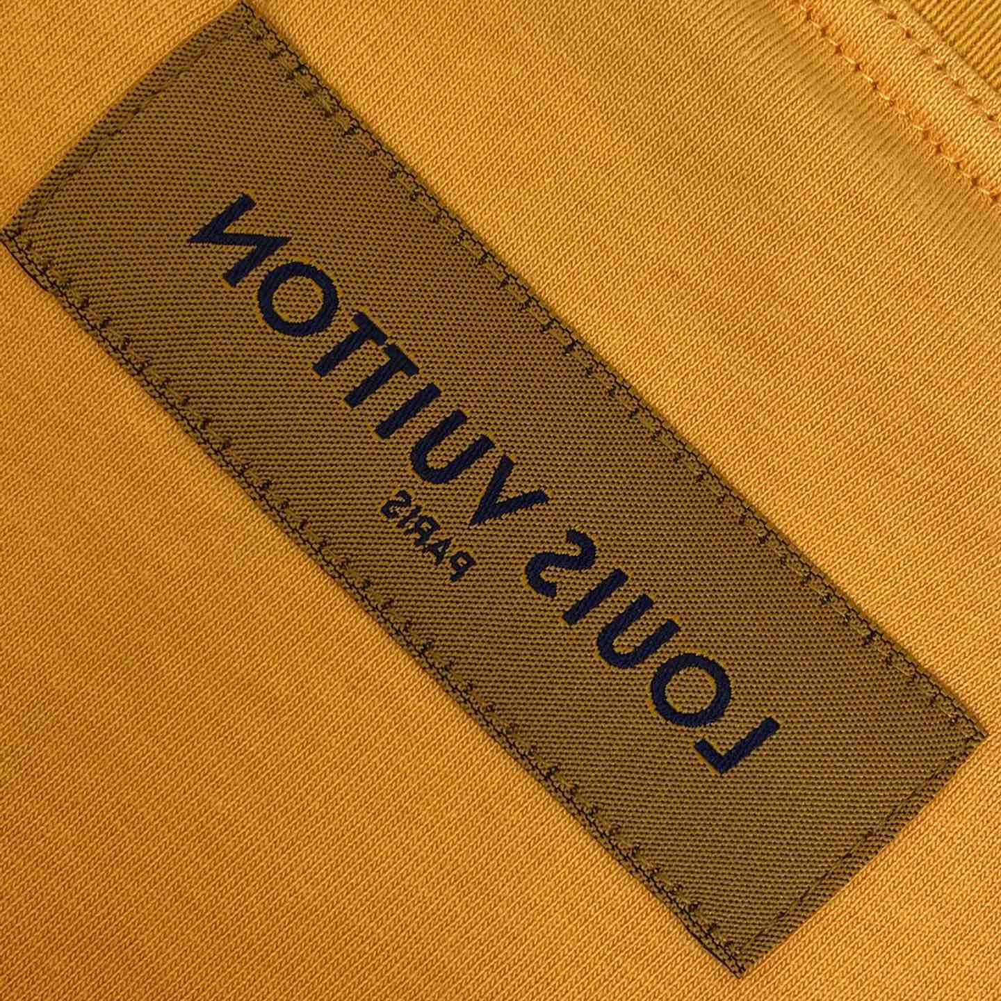 Louis Vuitton Embossed LV T-Shirt  1AGIIO - FashionPlug