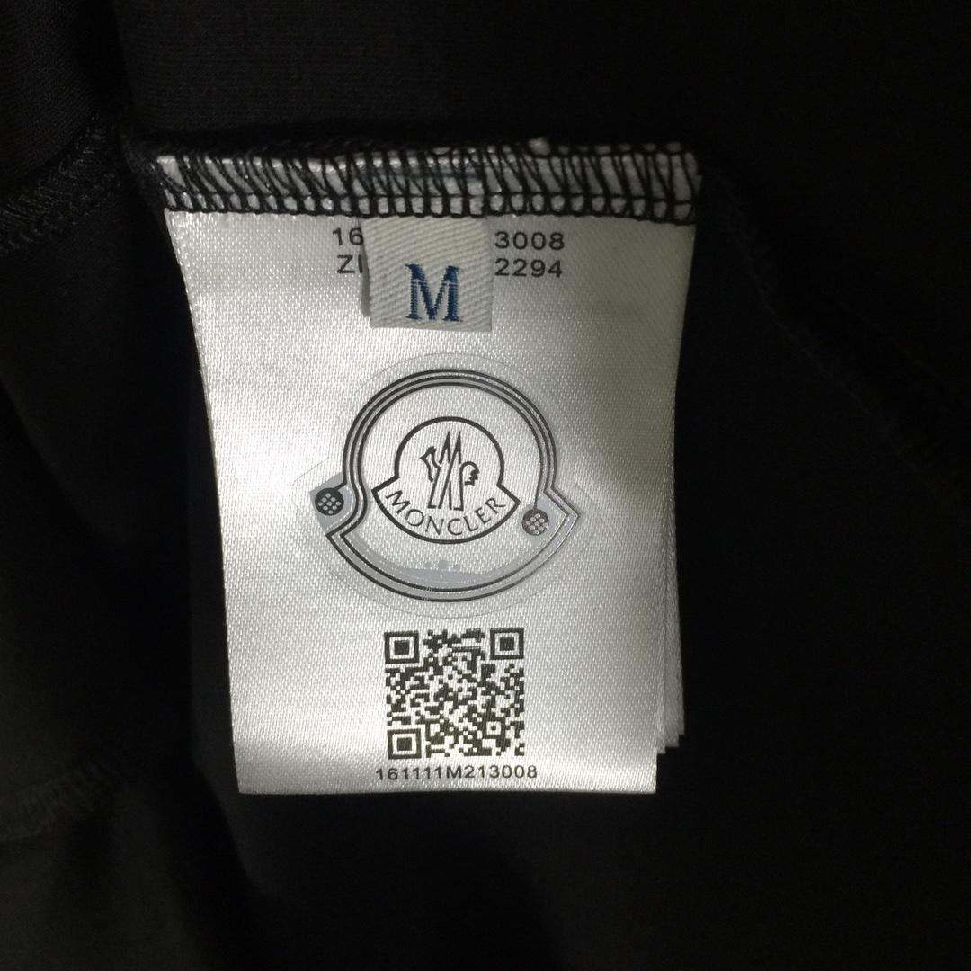 Moncler Logo Cotton T-shirt - FashionPlug