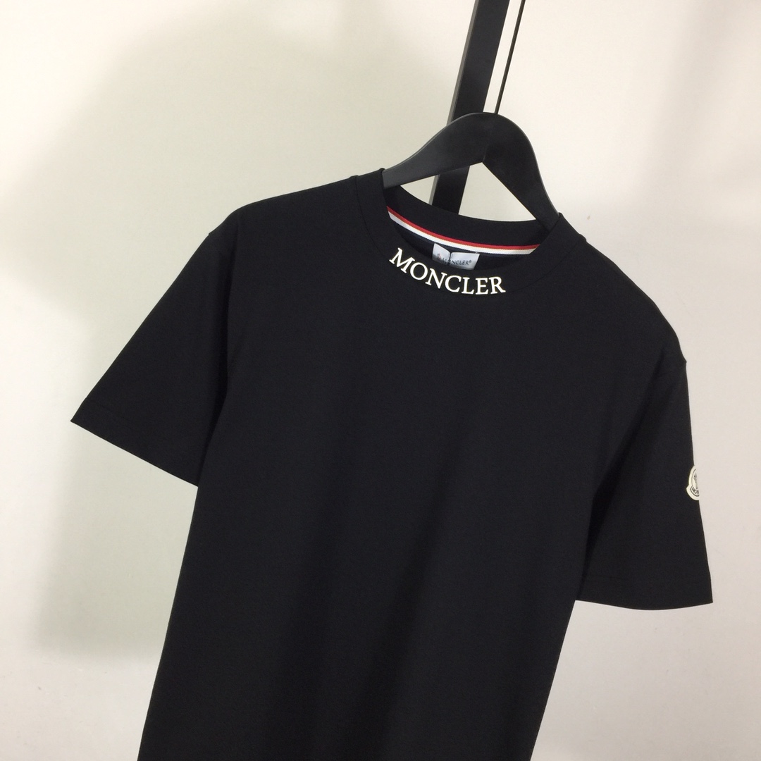 Moncler Logo Cotton T-shirt - FashionPlug