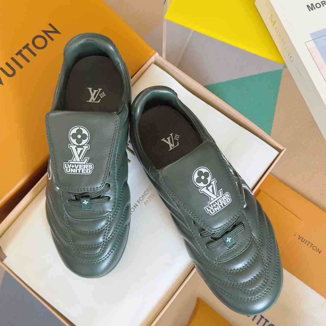 Louis Vuitton LV Footprint Soccer Sneaker   1AHDPP - FashionPlug