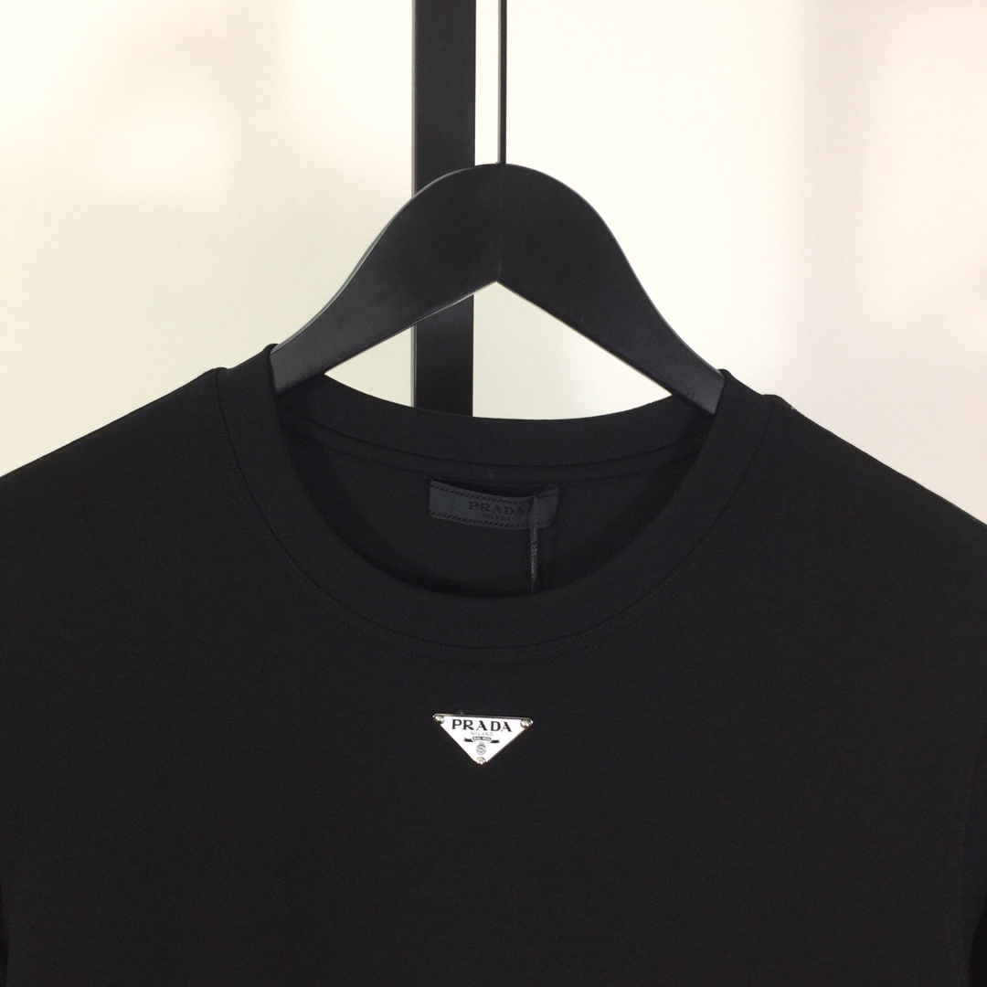 Prada Logo T-Shirt - FashionPlug
