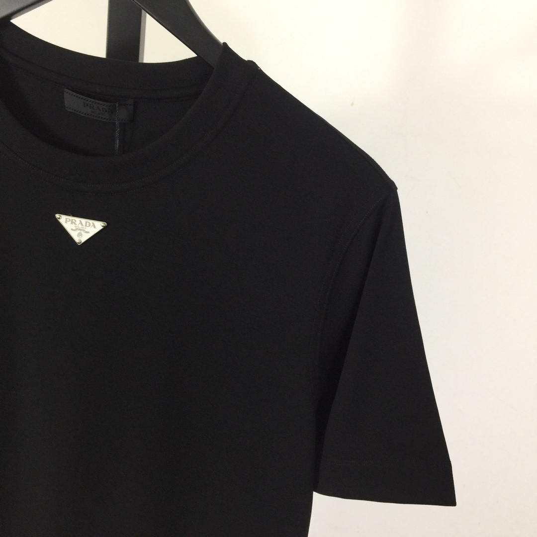 Prada Logo T-Shirt - FashionPlug