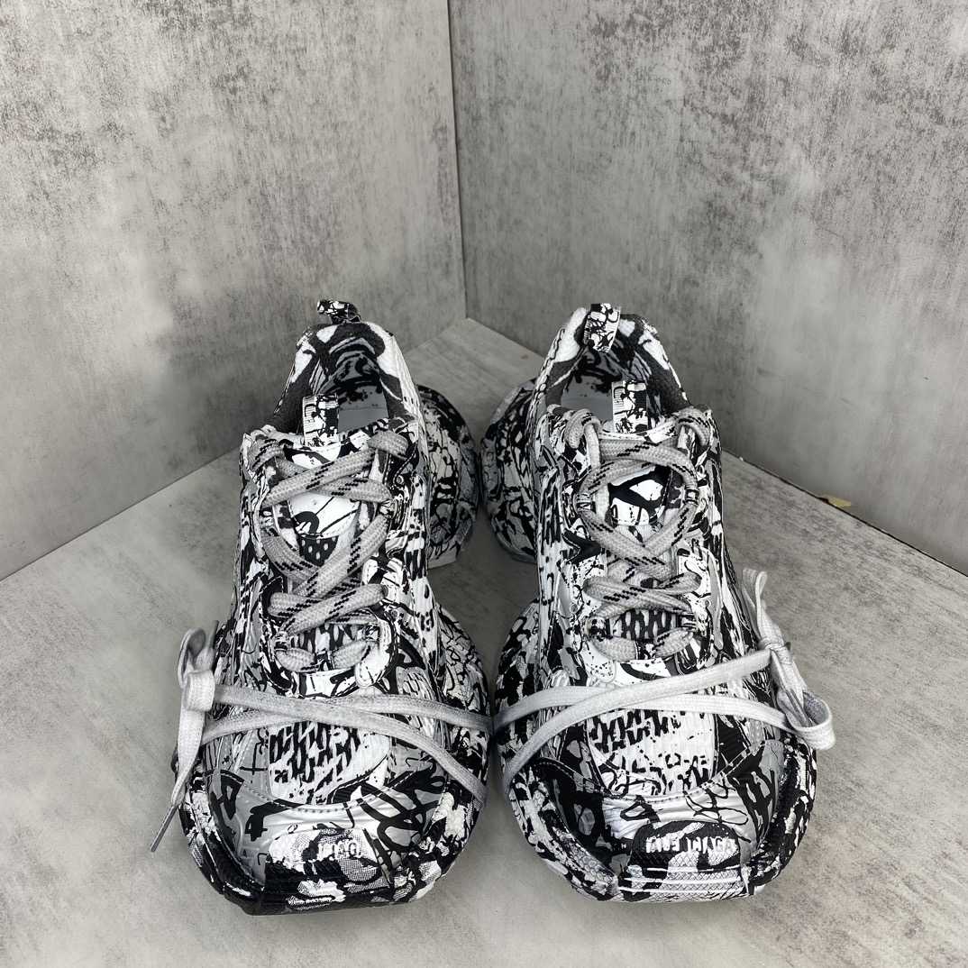 Balenciaga Track Graffiti Sneaker In White And Black Mesh And Nylon - FashionPlug