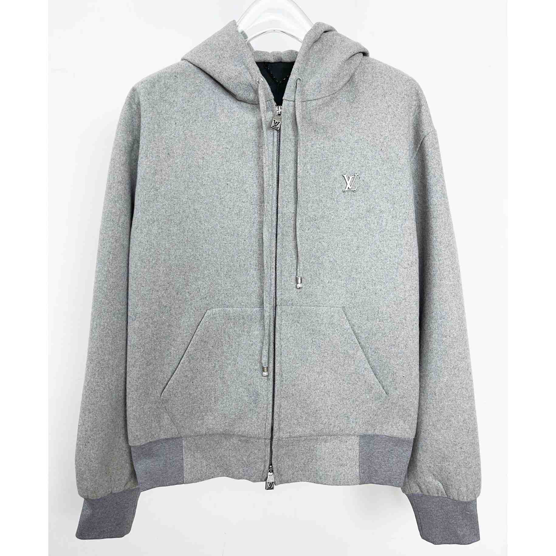 Louis Vuitton Tailored Technical Wool Hooded Blouson     1AFYBT - FashionPlug