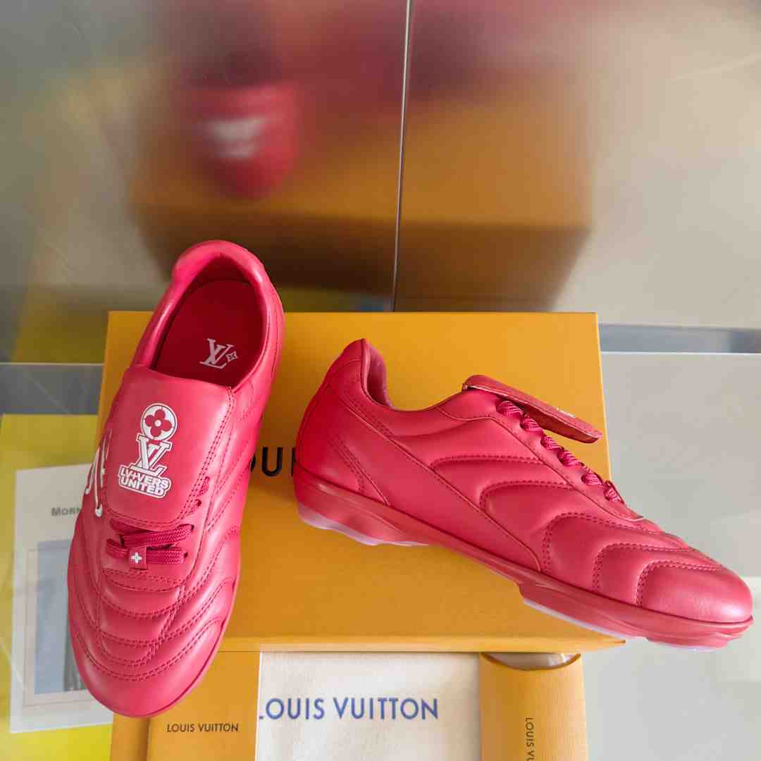 Louis Vuitton LV Footprint Soccer Sneaker   1AHDOR - FashionPlug