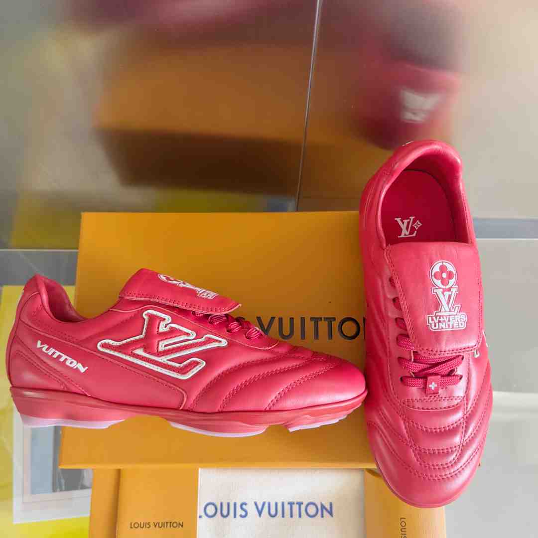 Louis Vuitton LV Footprint Soccer Sneaker   1AHDOR - FashionPlug