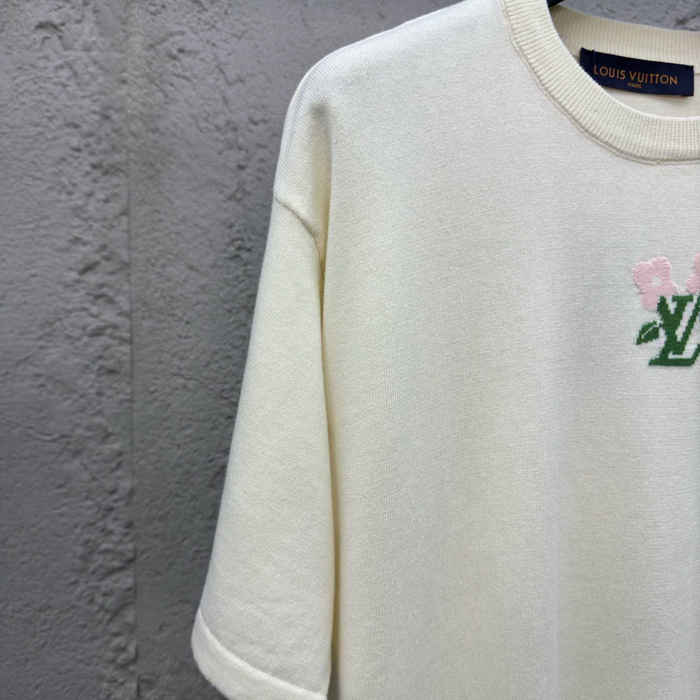 Louis Vuitton Short-Sleeved Cotton Knitted Crewneck   1AFRDI - FashionPlug