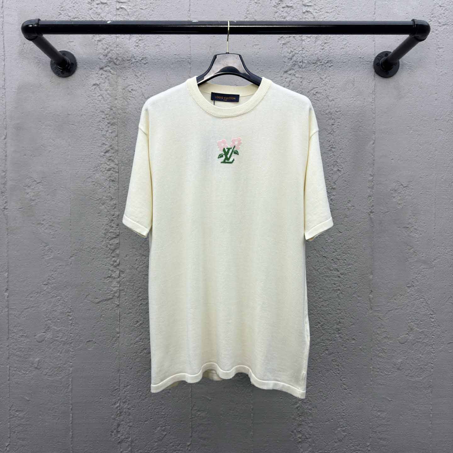 Louis Vuitton Short-Sleeved Cotton Knitted Crewneck   1AFRDI - FashionPlug