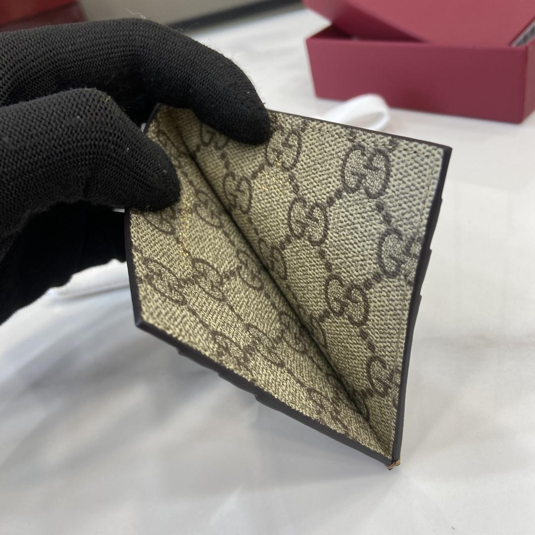 Gucci GG Emblem Embossed Card Case - FashionPlug